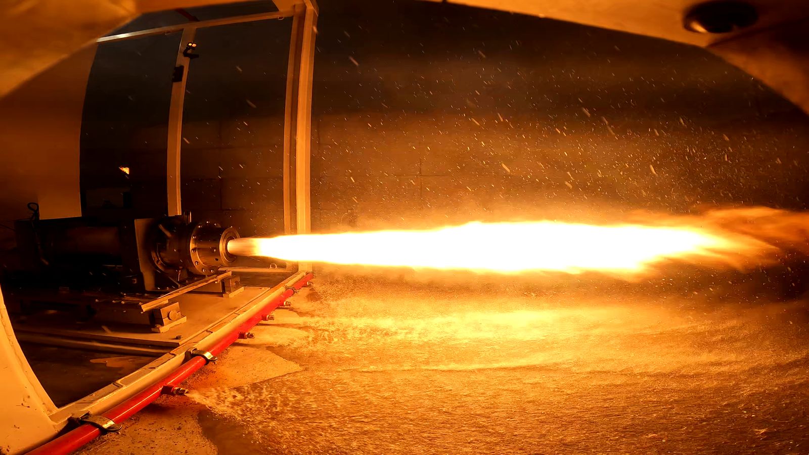 A hot fire in the Firehawk test cell · Image: Firehawk Aerospace